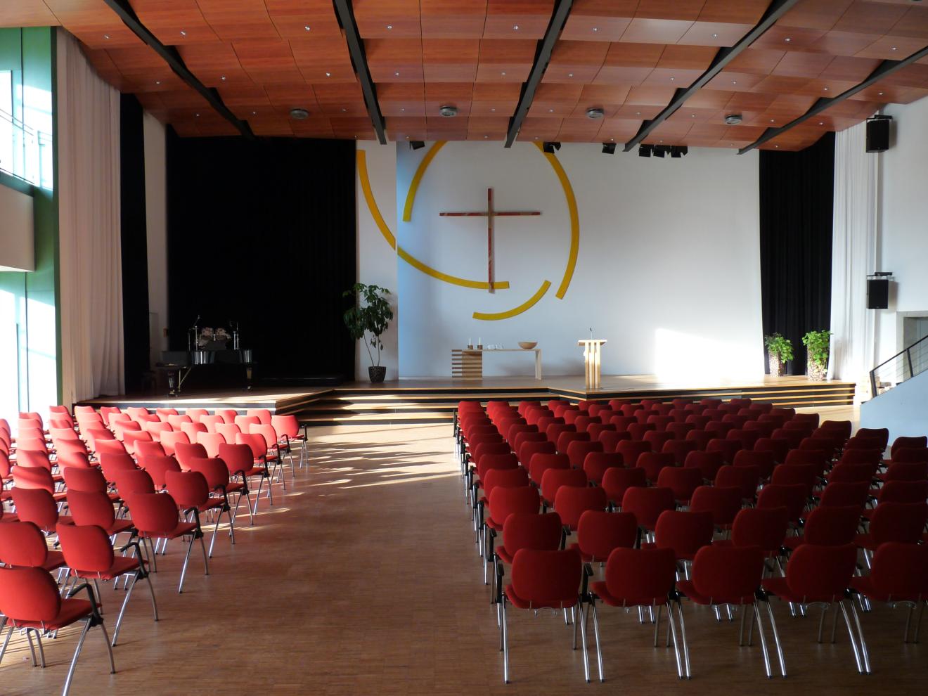 Gottesdienstsaal im Forum